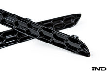 Charger l'image dans la galerie, Cache Reflecteur Arriere Acexxon F87 M2  - Honeycomb - Europe BM Shop