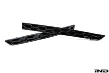 Charger l'image dans la galerie, Cache Reflecteur Arriere Acexxon F8X M3 / M4 - Honeycomb - Europe BM Shop
