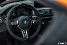 Charger l'image dans la galerie, Volant Alcantara Avec Ecran BMW M Performance M2 M3 M4 - Europe BM Shop