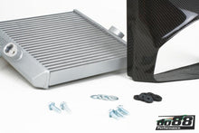 Charger l'image dans la galerie, BMW M2 Radiateur d'huile moteur racing DO88 - Europe BM Shop