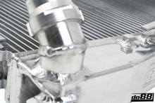 Charger l'image dans la galerie, BMW M3 E90 E92 Radiateur d’eau aluminium Racing DO88 - Europe BM Shop