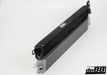 Charger l'image dans la galerie, BMW M3 E90 E92 Radiateur d'huile moteur racing DO88 - Europe BM Shop