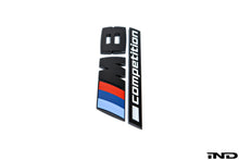 Load image into Gallery viewer, Logo de malle Brillant Noir BMW F92 M8 Competition - Europe BM Shop