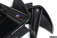 Load image into Gallery viewer, Grilles d&#39;ailes Noir BMW M Performance M8 F92 - Europe BM Shop